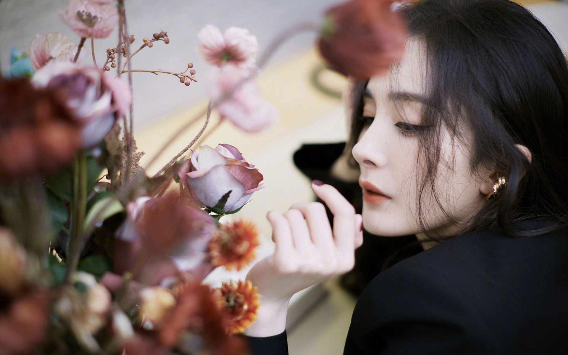 kaiyun体育综合-_女子极限运动节：闯关、极挑战成热门_，极限运动挑战失败视频