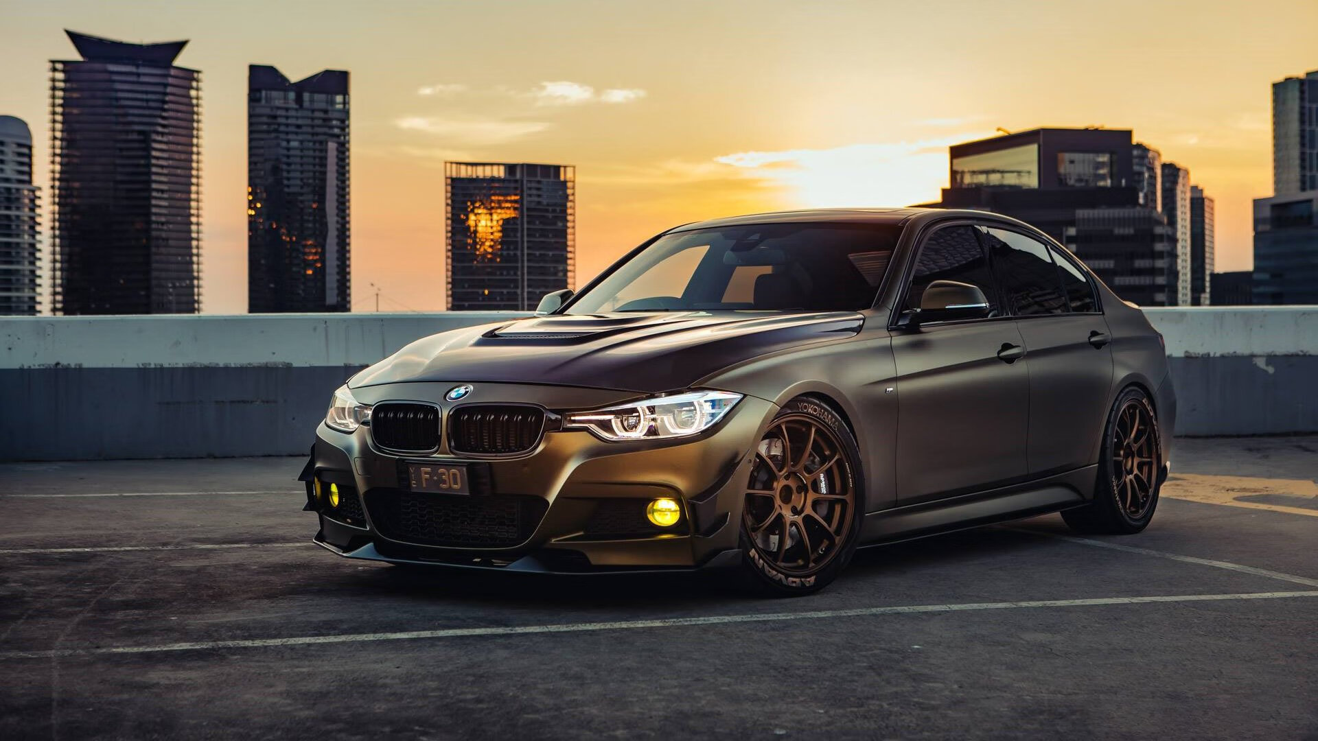 “西甲强队摩拳擦掌，迎来关键战役”